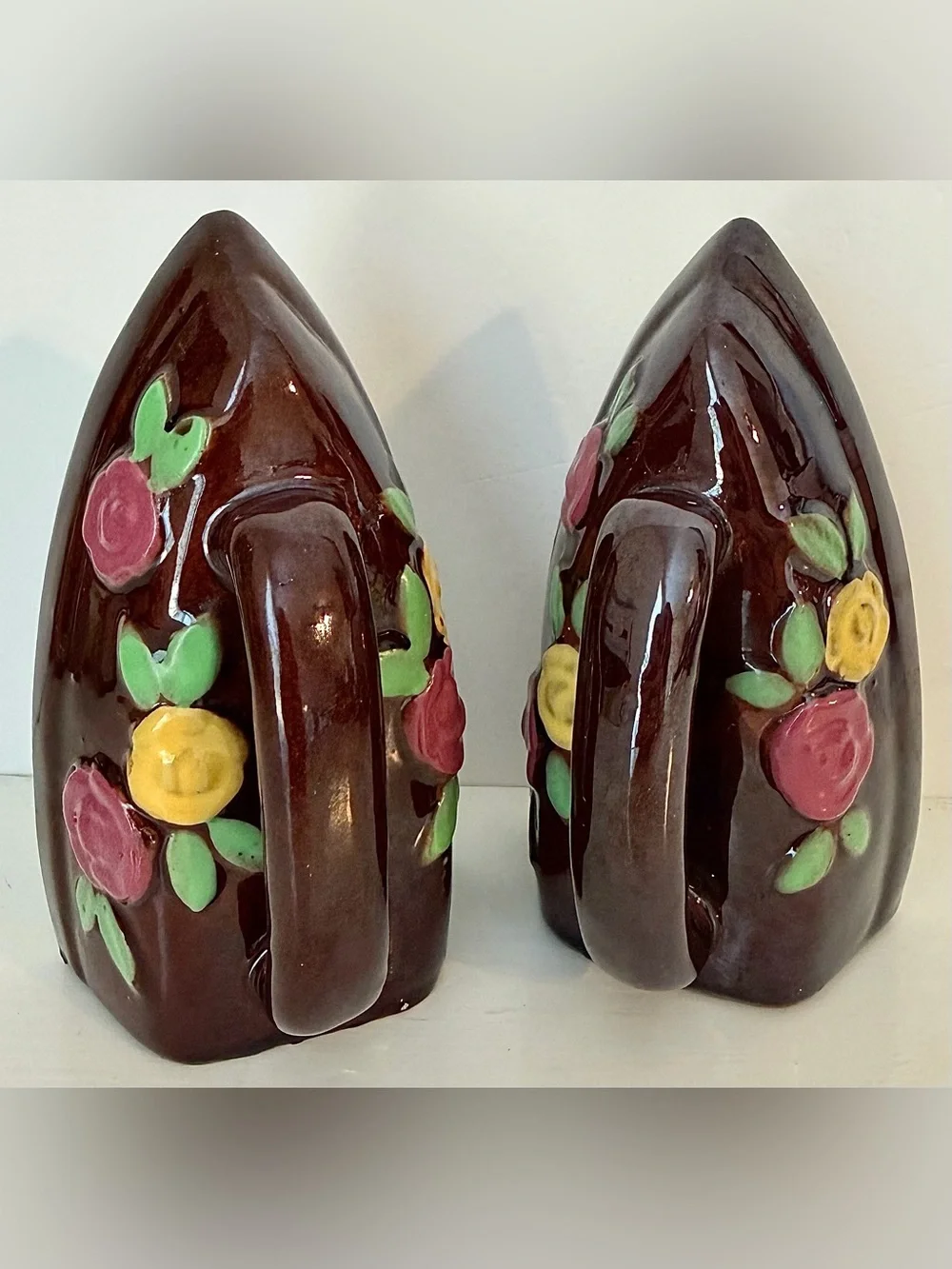 Vintage Japan Flat Iron Salt & Pepper Shakers Retro Kitchen Decor
